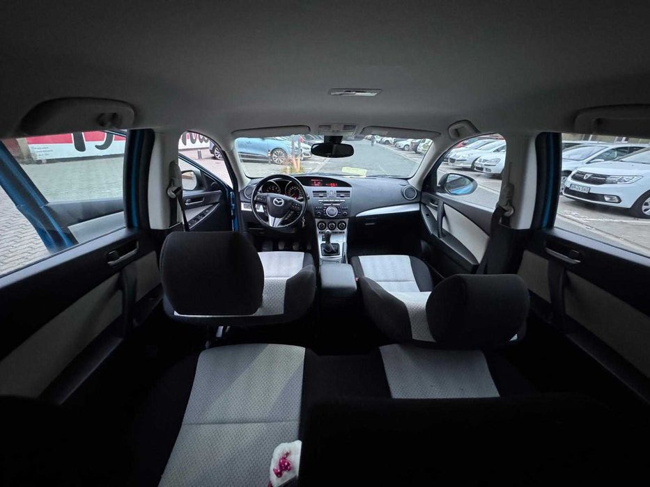 Mazda 3 2009 (face-lift) 1.6 petrol