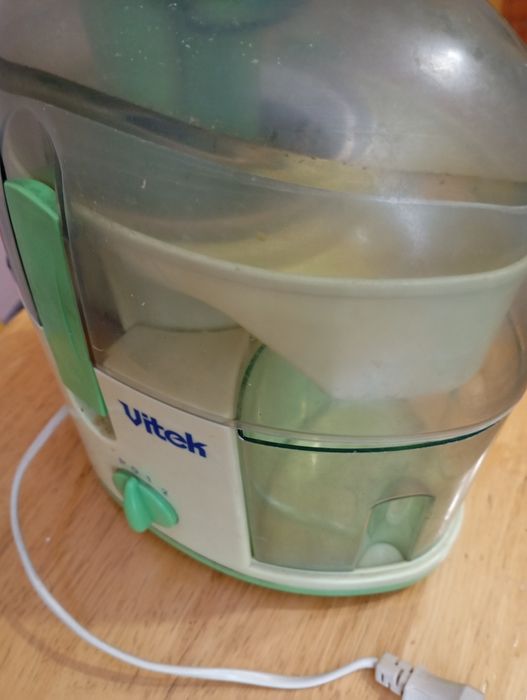Продам Соковыжималку