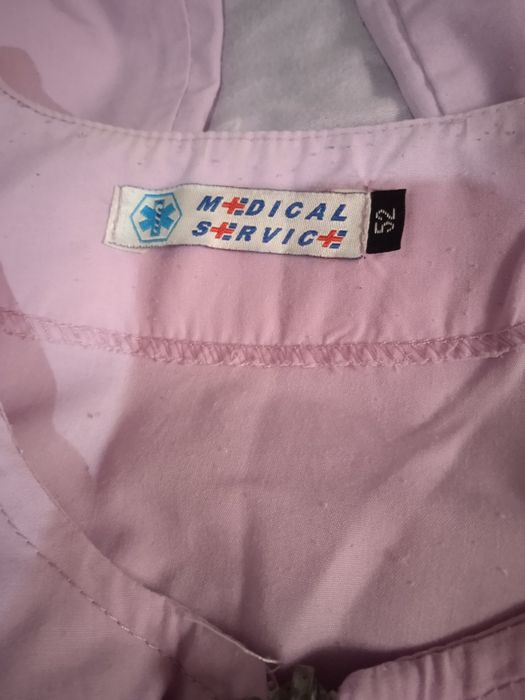 Продам медицинский костюм.Новвц.Размер 50.Цена 80,000сум.