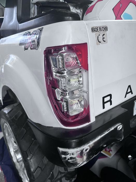 Masinuta electrica Ford Ranger Wild trak 4x4