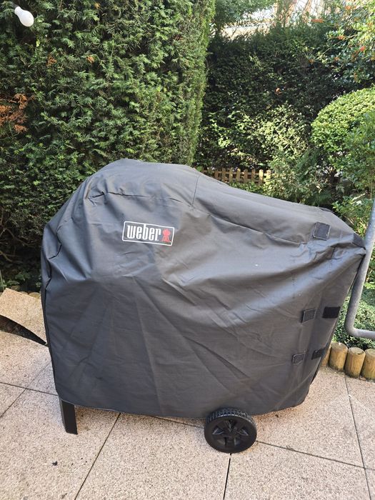 Grătar Weber Electric PULSE 2000 cu masă si Husă