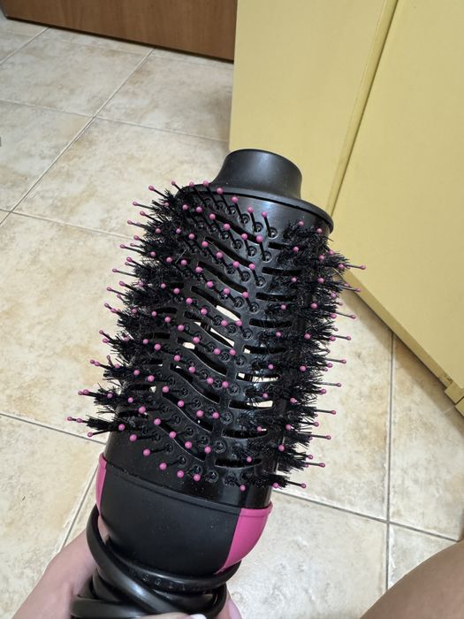 Четка за изправяне Revlon