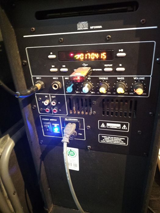 Difuzoare "pe  12" 4.buc. funcționale + Diverse