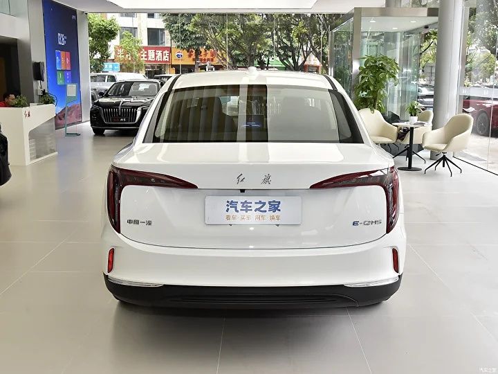 HongQi EQM-5 uchun orqa bamper | Задний бампер на HongQi EQM-5