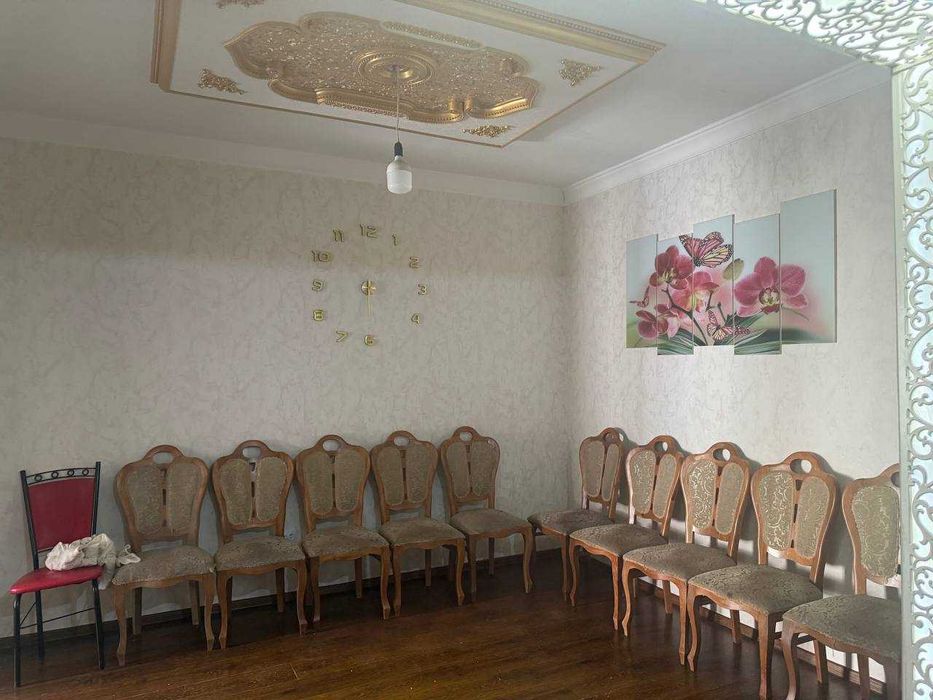 Дом на участке 3.8 сотки 5 комнат около туйхона Янгиобод