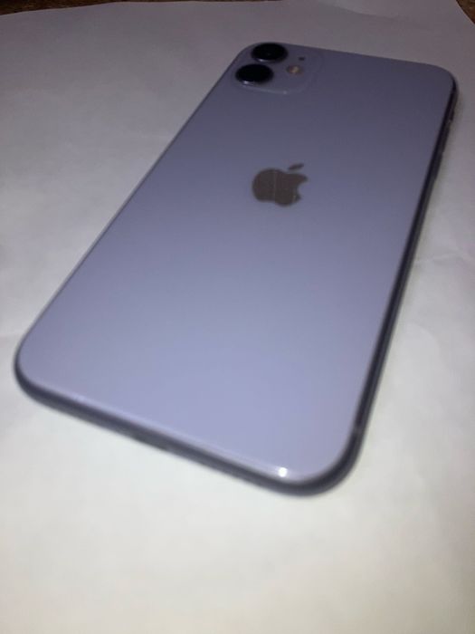 iPhone 11 / 128 ГБ / 73% АКБ