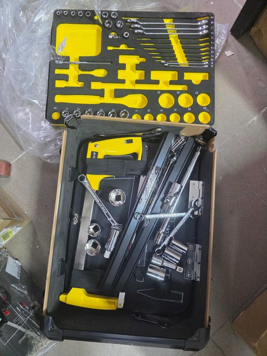 Trusa de scule multifunctionala Stanley STMT98109-1 INCOMPLETA