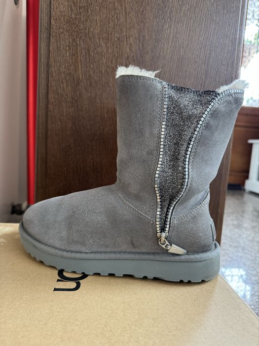 UGG Marice cu sclipici