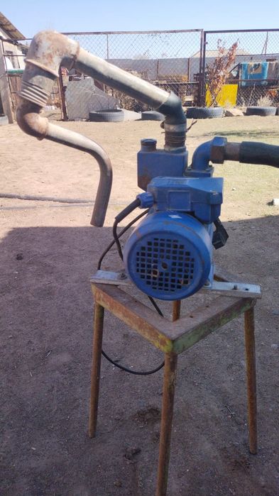 Продам перфоратор, насос водяной