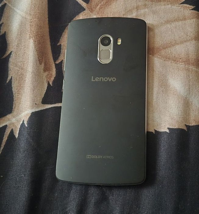 Telefoane Lenovo