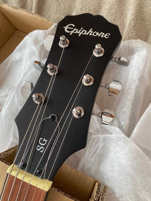 Epiphone SG Special Satin E1, Worn Ebony + Suport Chitara