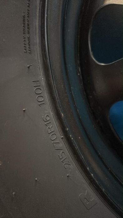 НОВИ ГУМИ С ДЖАНТИ 215/70 R16 100H