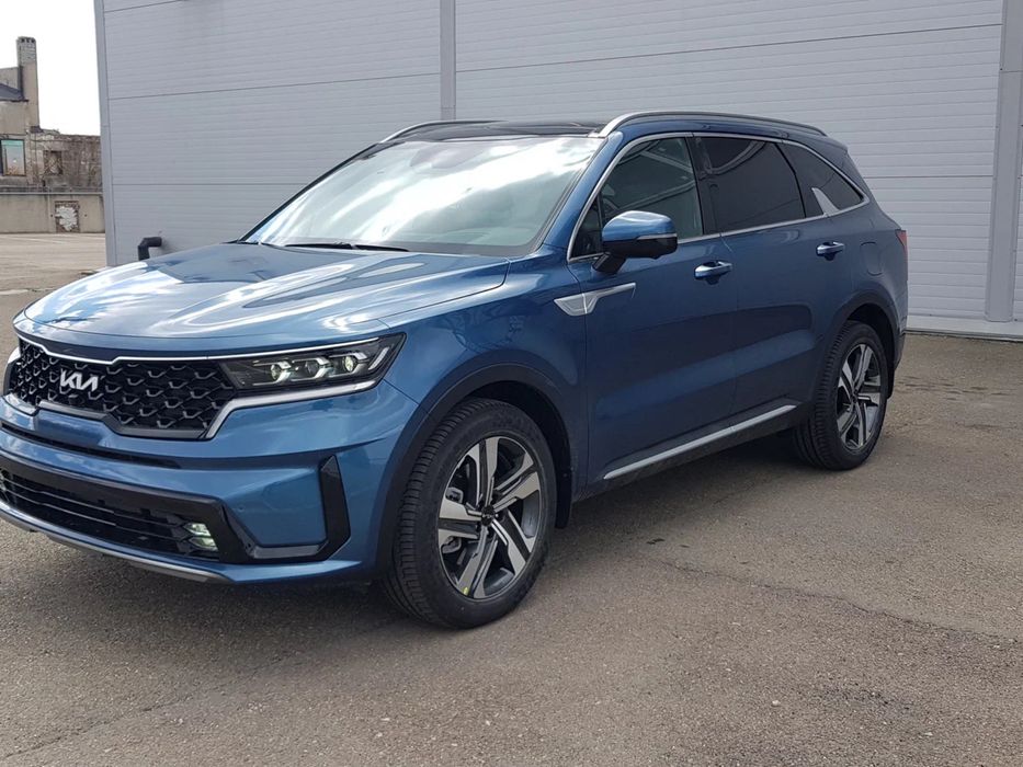 Продаю kia Sorento 2023 года full.