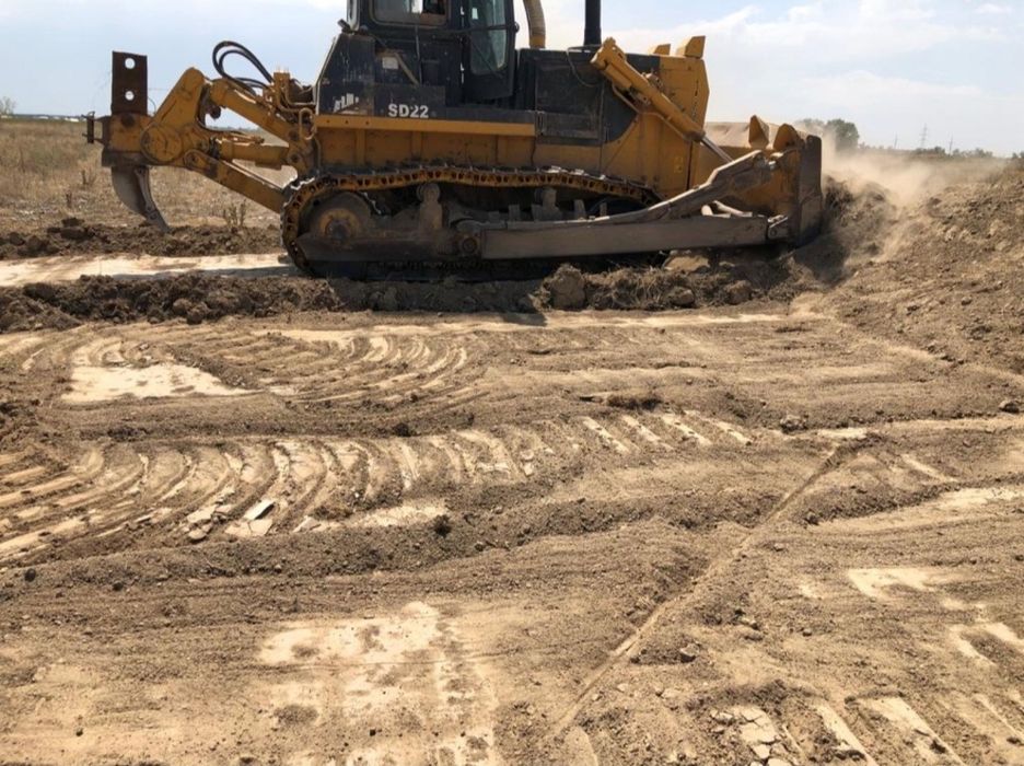 Бульдозер тралл гусеничный экскпватор