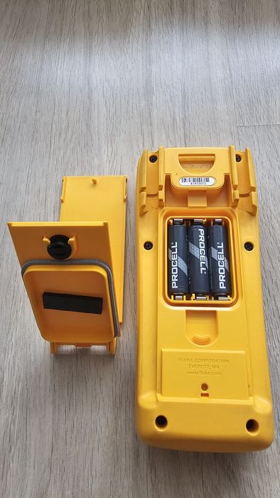 Fluke 3000 FC True RMS – Multimetru profesional original