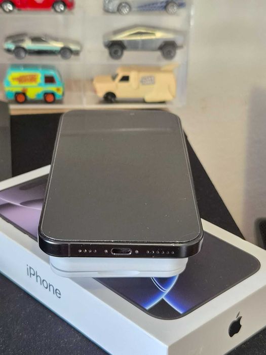 iPhone 16 Pro Max 512GB Black Titanium | 100% Battery Health | Husă MOUS Walnut + 2 Folii Spigen