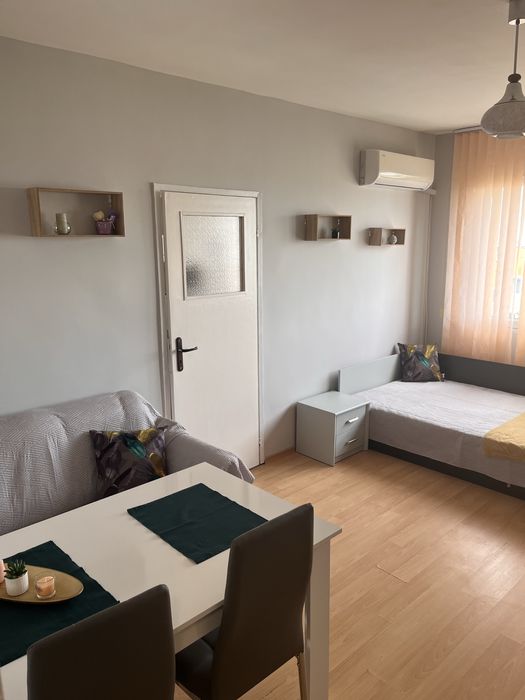 Дава се под наем Едностаен апартамент в с. Осетеново, Област Стара Загора - 38 кв.м за 198.9 € - Снимка #4