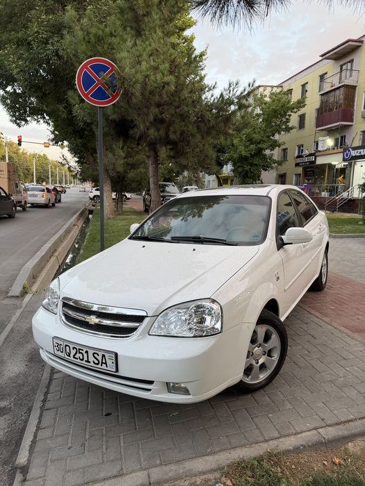 Lacetti lasetti 2013 1.6 avtamat