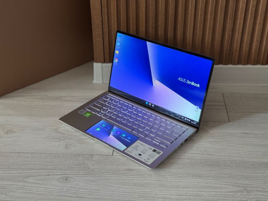 14.0 IPS /i5 10210U /MX250 /8GB /512GB /ScreenPad /ASUS ZenBook