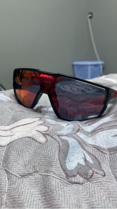 Оригинальные очки продаются