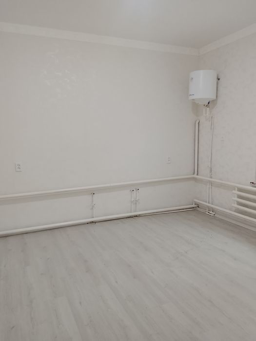 2 sotix 5 xonali yeng qurilgan uy sotiladi