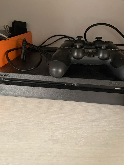 Плэстэйшэн сони 4