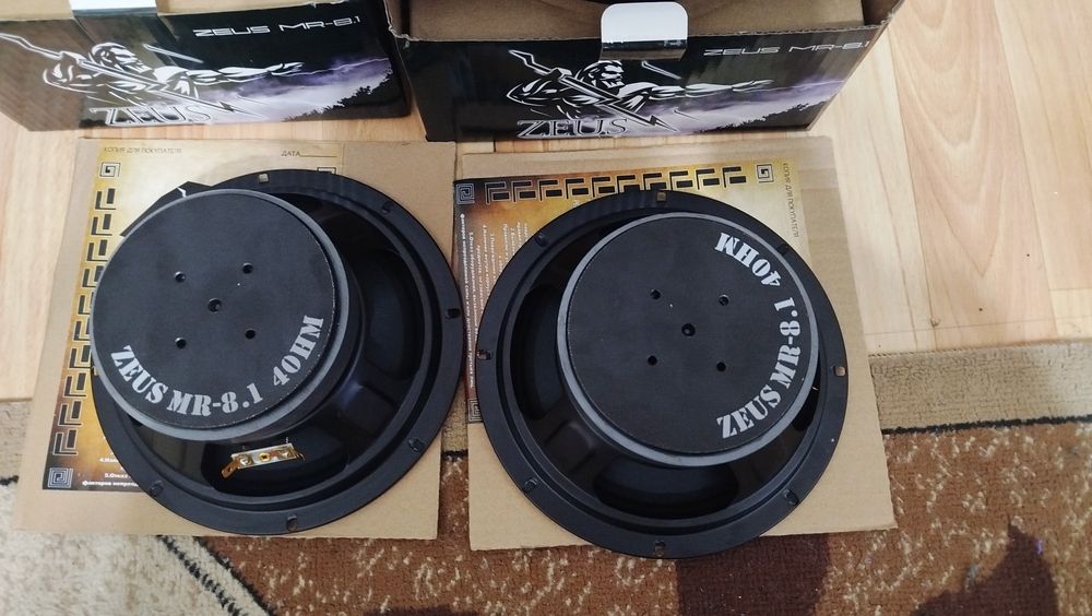 Мощные Momo Zevs 20см Эстрадные динамики