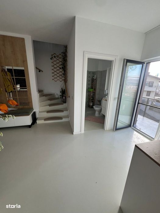 3 camere 90 mp | pe 2 nivele | 2 parcari | Prima inchiriere | Zona Viv