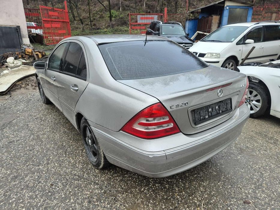 Mercedes W203 C320 218кс 4Matic M112 седан автоматик НА ЧАСТИ!