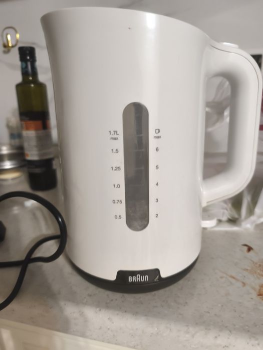 Продам чайник Braun