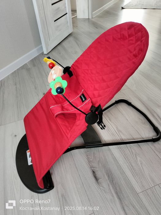 Продам детский шезлонг