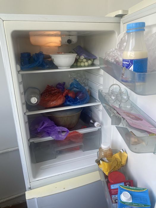 Продам холодильник Samsung