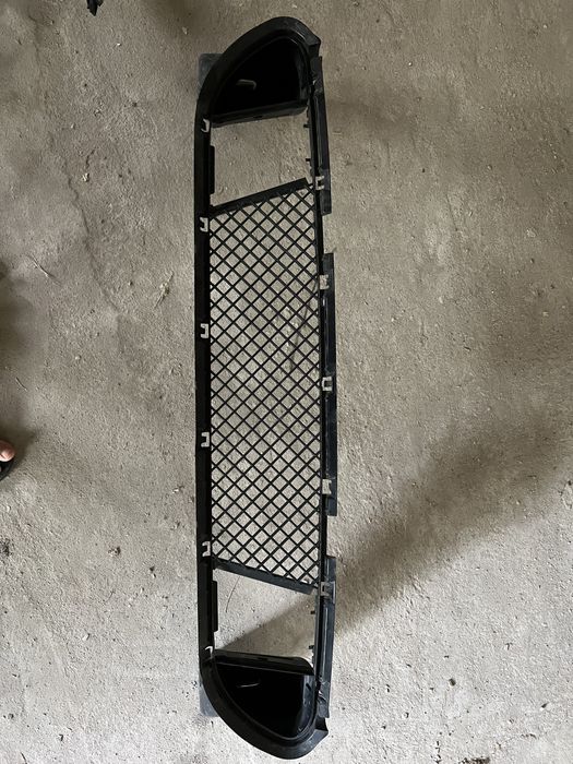 Решетка в бампер всборе e60 m tech