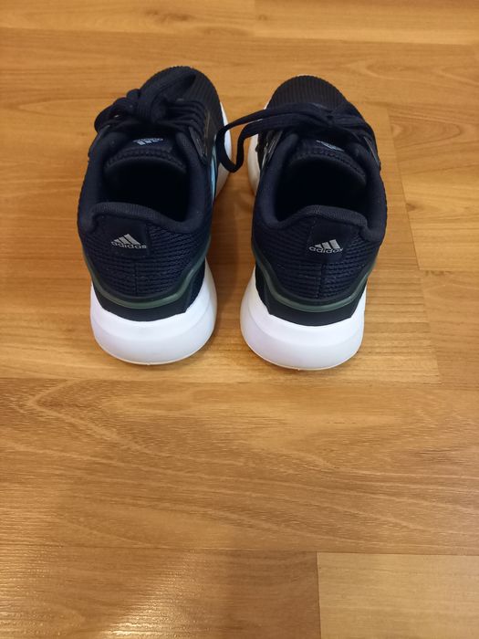 Маратонки Адидас