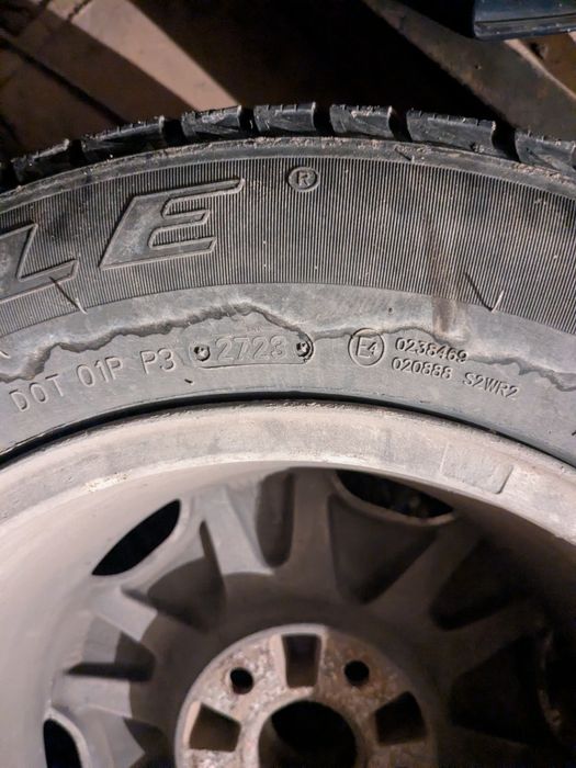 Продам резину трианжел липучка