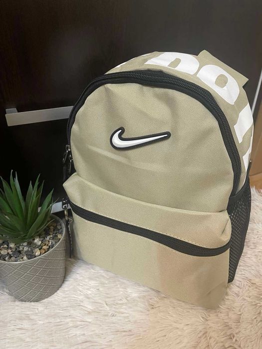 Стилна дамска раница NIKE Just Do It -  НОВА