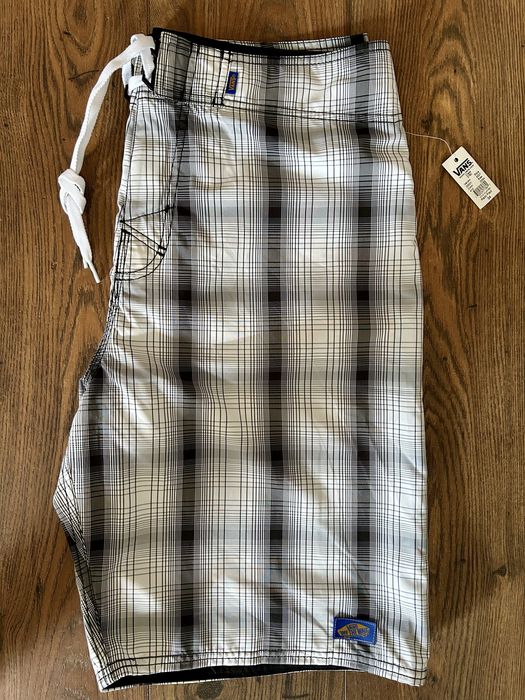 New! VANS Нови мъжки къси шорти L