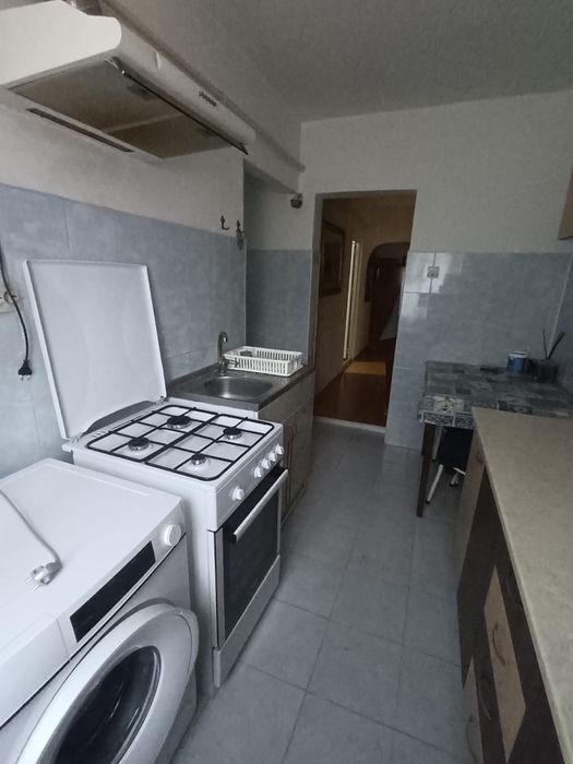 Inchiriez apartament 2 camere