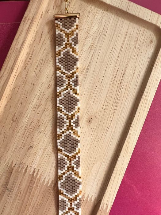 Чёкеры  с натуральными камнями