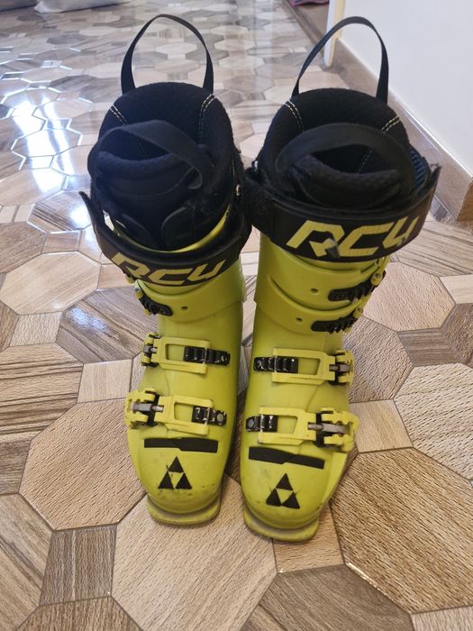 Clapari ski FISCHER RC4 Podium, marimea 24.0-24.5, galben