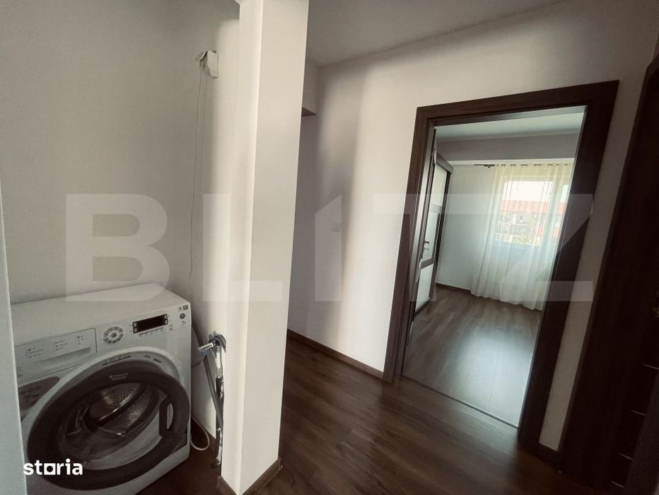 Apartament cu 3 camere, 72 mp, cu parcare, in zona Eroilor.