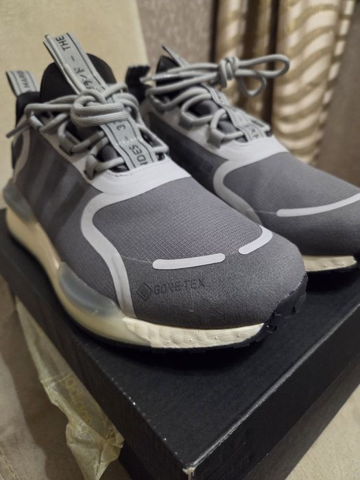 Кроссовки Adidas Ultraboost NMD 3 Goretex. US7 (40)