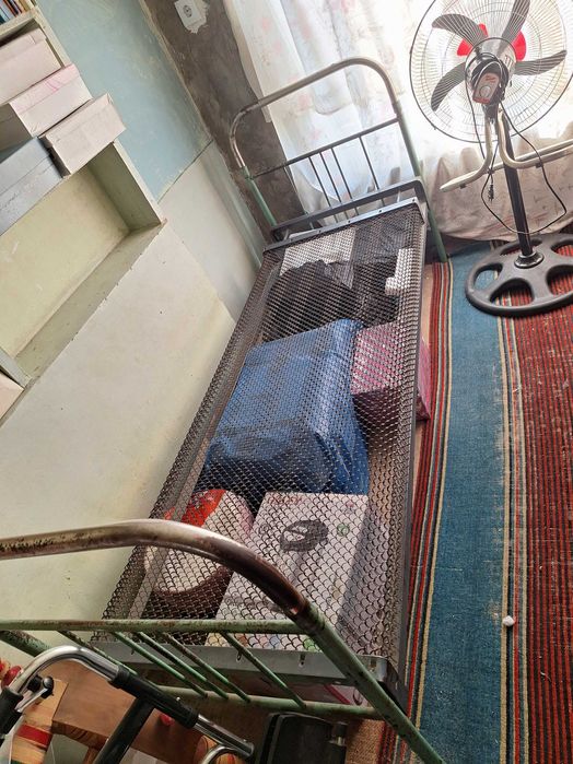 Temir karovat setkali