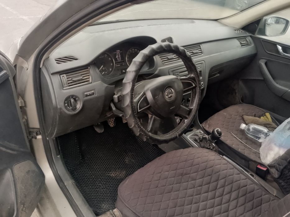 Skoda Rapid Срочно