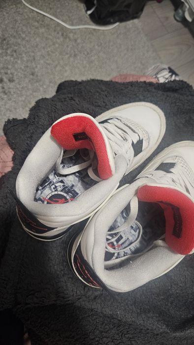 Jordan 4 Retro OG FC