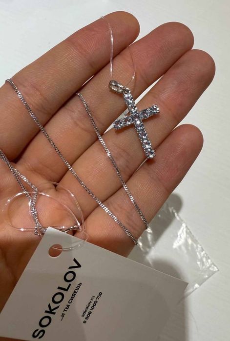 Серебряный крестик с топазами и цепочка SOKOLOV