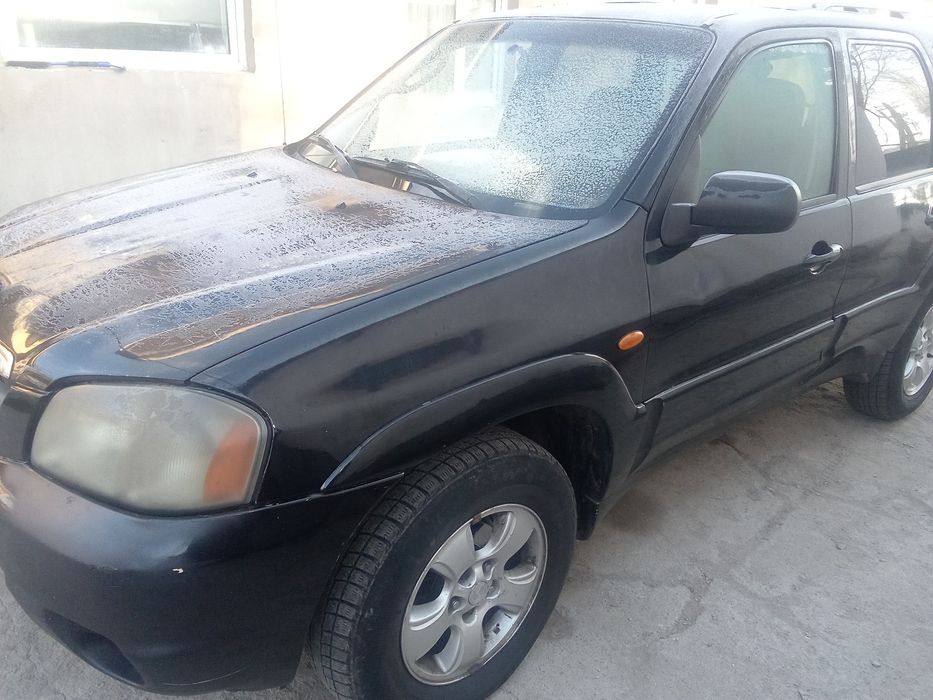 Продам срочно Mazda Tribute