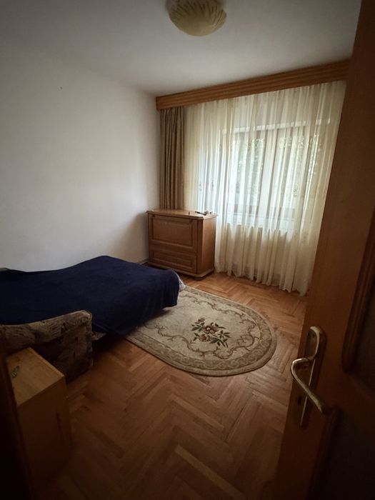 Apartament 4 camere Burdujeni