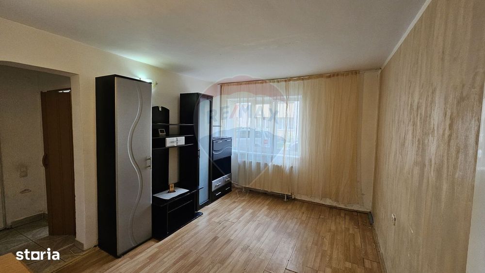 Apartament cu 2 camere de vânzare în zona Maratei