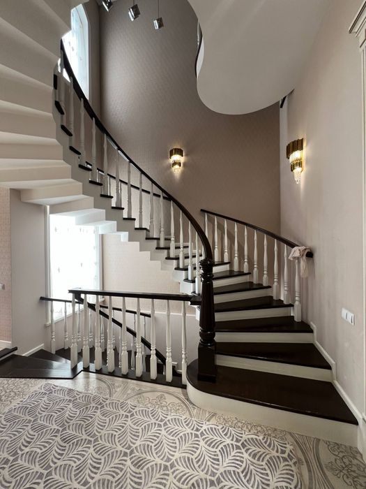 Центр Луначарского земли-5.2 соток, комнат-7